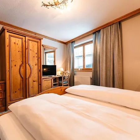 Hotel Maiensee 4*