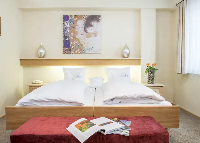 麦恩瑟酒店 酒店