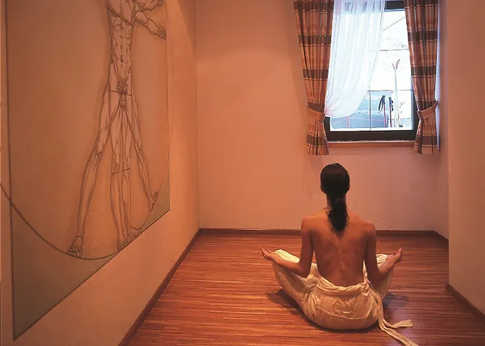 麦恩瑟酒店 酒店