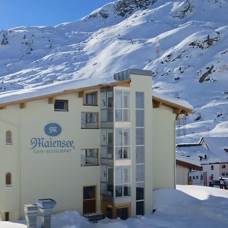 Maiensee Hotel